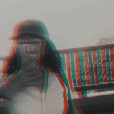 iAmNotKarolayn's profile picture. If you are able to take a pause, take the pause. ⏸️