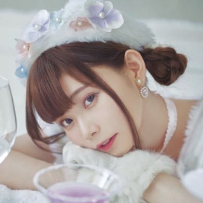 omoiyohitotsu's profile picture. chaewon fanboy son or jpop wota daughter | she/they | 21「 ラブライブ / multifandom 」