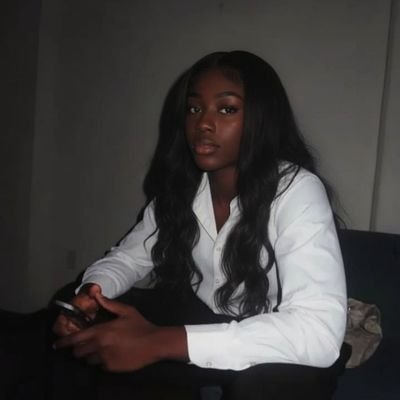 samuel_ezh's profile picture. 17 y/o Med Student building stuff with AI