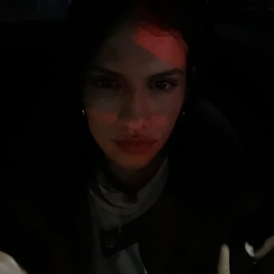 clarisacoron's profile picture. 