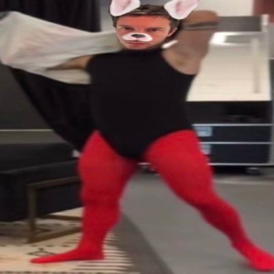 slashpiled's profile picture. he/she | 18 | @FORCEYOUTOLUVME | tøp 09.20.25