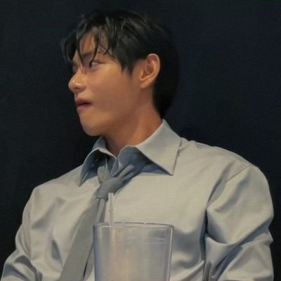 taemtationx's profile picture. 