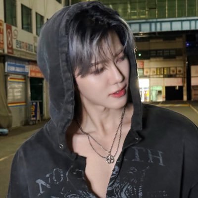 Jaemien's profile picture. He dwelleth in the bloom of ♔𝐏𝐉𝐌 Sevants dawn, tender of heart and constant in mercy. Love abideth within his gentle hands, unwearied and true, @Jaeyhune.