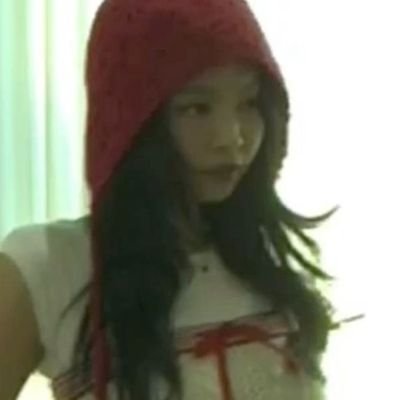 _blink_ie_'s profile picture. 🎄 blackpink ~ itzy ~ baemon ~ mlb ~ carpenter                      moutus 🐑 #p12forever          @haramiloops