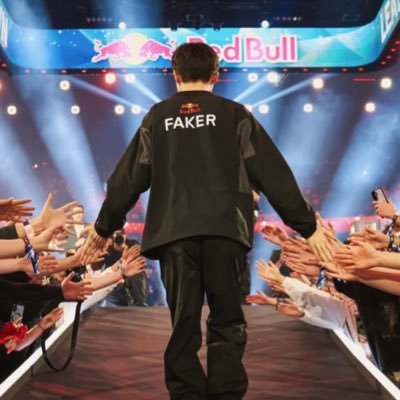 l0killme's profile picture. 