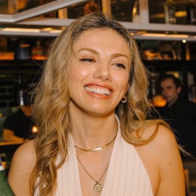 naygozalova's profile picture. Azeri woman exiled from Aus 🇦🇺      Posting about India for views to find her husband 🌹