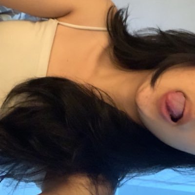 uurfavgvrl's profile picture. For Fun Only😈🚫