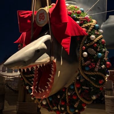 usj_no_sktv's profile picture. 成人済(25↑)🌏垢。もはやこっちが本垢。 本垢だったとこ→@ysk_tova ハロウィンは終わってない！一応、絵を描く人です