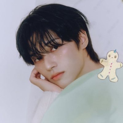 sharpesttool__'s profile picture. idk