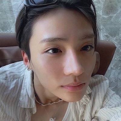 nzywanes's profile picture. 