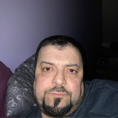 AdmeziemAomar72's profile picture. 