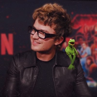 __IamMukund's profile picture. If I'm not wrong scienthifically