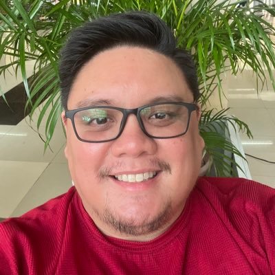 hotbenedickto69's profile picture. Chub. stocky. smooth. Dad. respect.