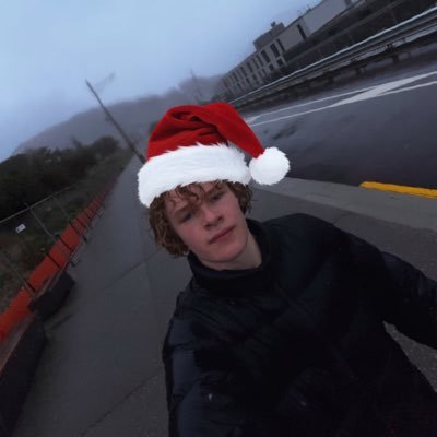 CARN0N's profile picture. Tesla (Supervisor) & Car Enthusiast. Sharing my experience from Australia 🇦🇺