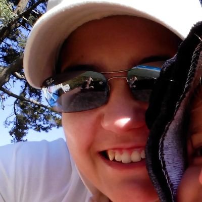 paula_sd35's profile picture. Cine: xcepto terror, me gusta eso d dormir x las noches. 
Series: muchas, demasiadas para llevarlas al dia.
Tv: ntretenimiento y algunos realitys.
Libros: todos