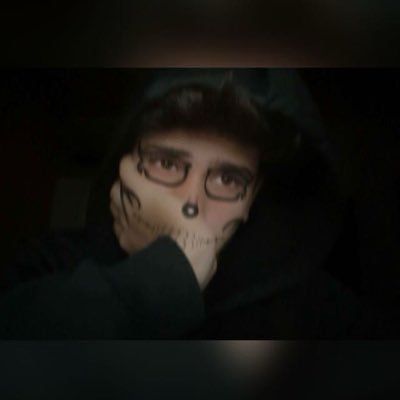 rizzmorezee_'s profile picture. introvert engene.