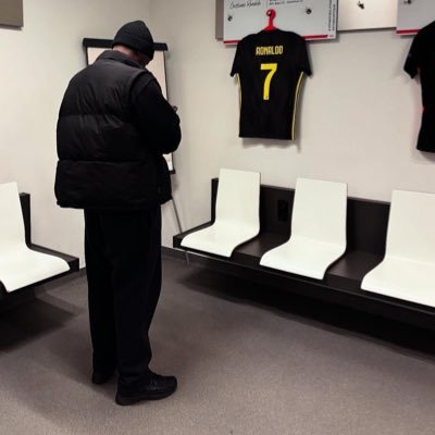 e_mmnl's profile picture. 心臓 #GOBBOMAX