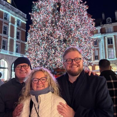 Lesleyincity's profile picture. be kind, love not hate. family first. 56yo Evertonian love travel & my teen sweetheart/hubby G 1984 to the end 🥰