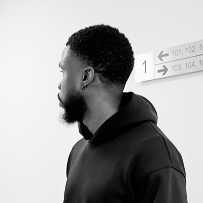 Eseosasays's profile picture. Photographer | eseosaben@live.com