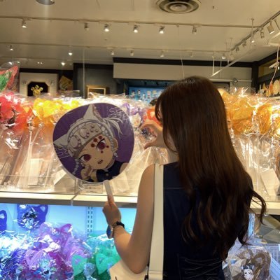 117yyzzzz's profile picture. 22/お取引用&オタ活用アカウントになります。ツイフィに目を通していただけると幸いです。 グッズは一部を除いてひとつずつのみ求めて居ますので推しでも被ってしまった場合は交換、譲渡に出す場合がございます。