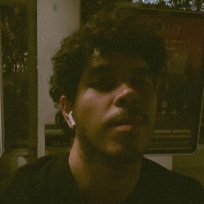 chatiadinho's profile picture. if you think 💋 INFP-T