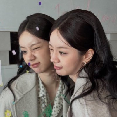 seemeonsatfeb's profile picture. BIE SUKRIT 💚 YOONA 🫎 HYERI 🧸 NAMTAN 📚 JANEYEH 💞 BOW MAYLADA 🧁 ꙳ VILL WANNAROT 🐶 LEE DOHYUN 🎮 OHANA ᜊ ｡ ˚ ♡ ⑅ 🪽💜🛼 #seemexreview