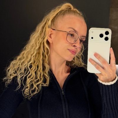 mimimimichaela's profile picture. @G2VALORANT IGL & @redbull Player - VCT Game Changers champion 22 🏆  Business inquiries: mimi@uncore.gg