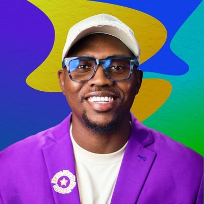 Khlaseek_dsgner's profile picture. Welcome to the Khlaseek side of life🥂💜