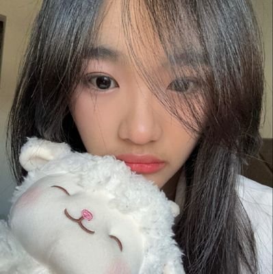 MozaZinan94396's profile picture. 