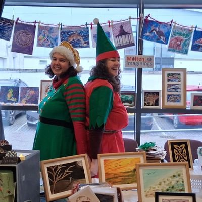 SupersonicMe33's profile picture. keen on photography, creative writing, competitions, winning, being happy, the Tao, sharing, kindness, compassion, qigong, TCM