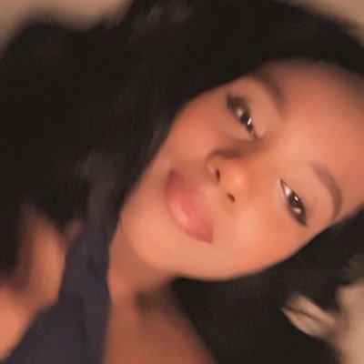 rere8709's profile picture. 