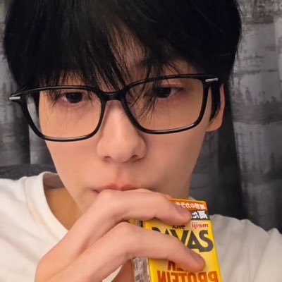 gcllok's profile picture. for my five - prod. by soobin