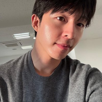 e1iep's profile picture. 