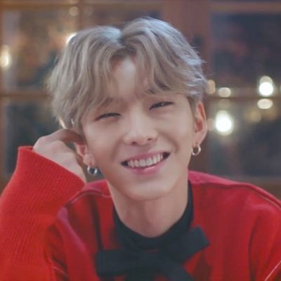 Kihycat's profile picture. summertime butterflies all belong to your creation