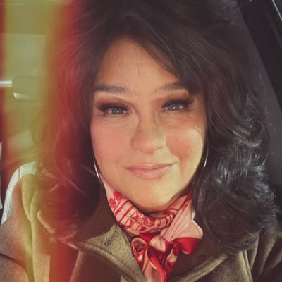 CarolReMarks's profile picture. Navy vet. Politics, Pop Culture & No Spin Commentary. An Americanist. 🇺🇸 Also write for @thevgblog