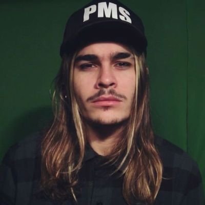 apthsutvictoria's profile picture. cuento hasta 10 para no agarrar la kalashnikov