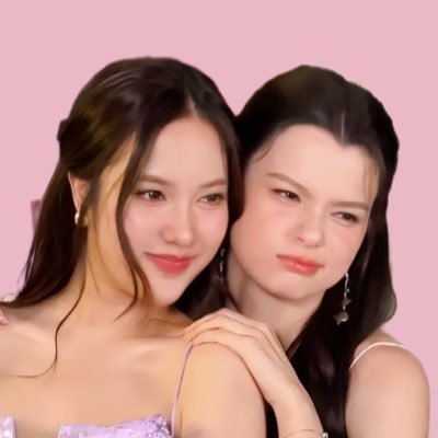 FBlowkey's profile picture. BECKYSANGELS 🧚💞 GIRLFREEN 🐰💘 #srchafreen #beckysangels :🤍) 👩🏻‍❤️‍💋‍👩🏻✨ FBTS ONLY #FreenBecky