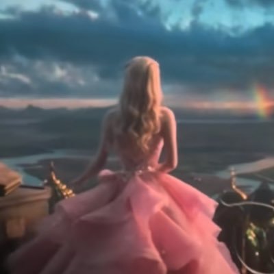 swiftahollic's profile picture. ⋆ the diva ⋆ the twitter of a show girl 💫 ⋆ u can call me honey if u want 🫧 ⋆ eras tour 21.6.24 🪩 ⋆ 16 ⋆ ariana 24.8.26 ☀️