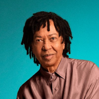 djavanoficial's profile picture. Perfil do cantor e compositor Djavan. Turnê  “Djavanear 50 anos - Só Sucessos”, garanta seus ingressos!