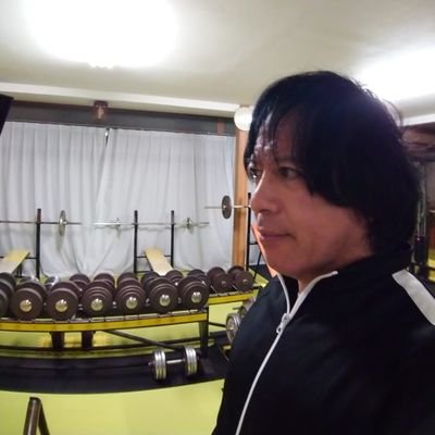 someken5's profile picture. 宮崎県延岡市のウェイトトレーニングジムWAVEです。