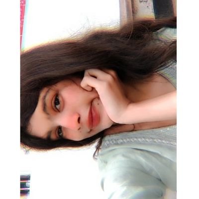 apkimukhiya's profile picture. CRINGE | MOMOS  |  CREEPY |  FUNNY |