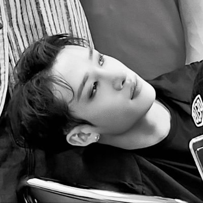 bigchrisXXX's profile picture. ㅤㅤܮܓܢܡㅤㅤㅤ🥷🏽ㅤㅤㅤ...ㅤㅤㅤ▍▉
                                       
ㅤㅤ👊🏼ㅤㅤㅤㅤ你的嚐达肉ㅤㅤㅤ𝟣𝟫.𝟫

ㅤ