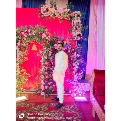 umeshbajpai9696's profile picture. Dear me! One day I'll make you proud I promise..😊😍

पंडित उमेश बाजपेई