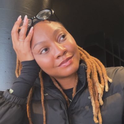 yanayanayanaa's profile picture. 𝒶𝓂𝑒𝓇𝒾𝒸𝒶𝓃 𝒹𝒶𝓇𝓁𝒾𝓃𝑔 ✼ Titus 2:3-5 ✼ 🦢🌷⛲️@ahouseplanting @creativholistic