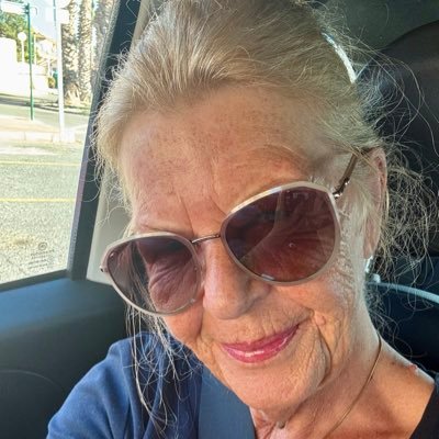 56Bine's profile picture. Mutter ,Oma und Uroma