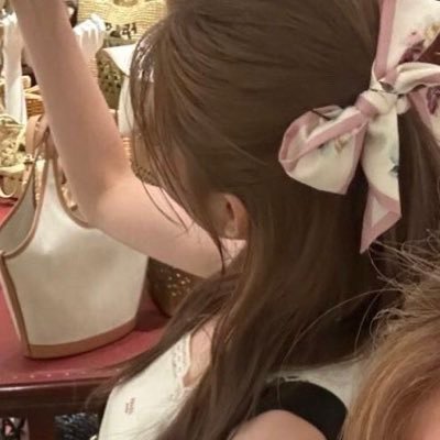 yuhnho's profile picture. 