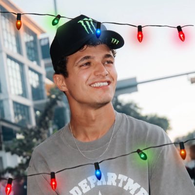 joycexjpg's profile picture. she/her | 22 | williams | #BELIEV4