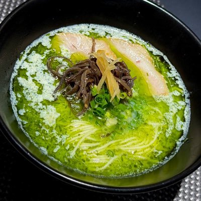 pastime_nk's profile picture. とあるネコ科の日常・雑多垢