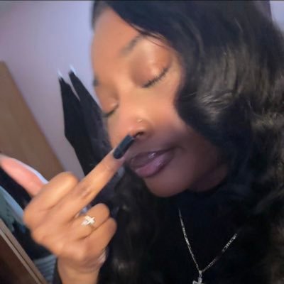 monilynnae's profile picture. 