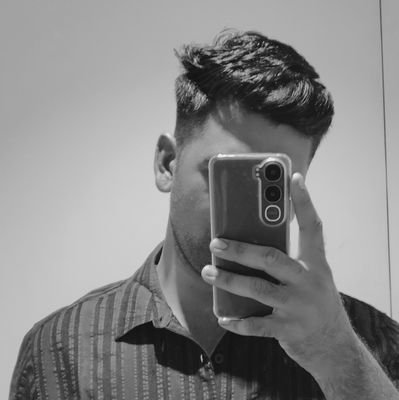 Veera_0081's profile picture. LAW__STUDENT